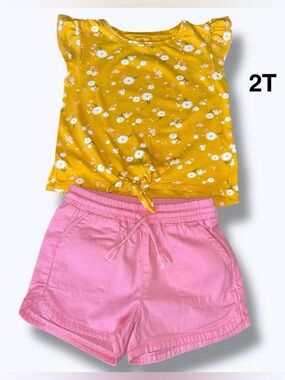Girls Yellow Daisy Tie-Front Top & Pink Drawstring Shorts Set size 2T